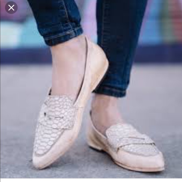 freebird Shoes - NEW • FreeBird • Echo Penny Loafer Leather Cream 6